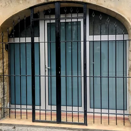 Daire Superbe T1 Bis Acces Direct Parking Gratuit Proche